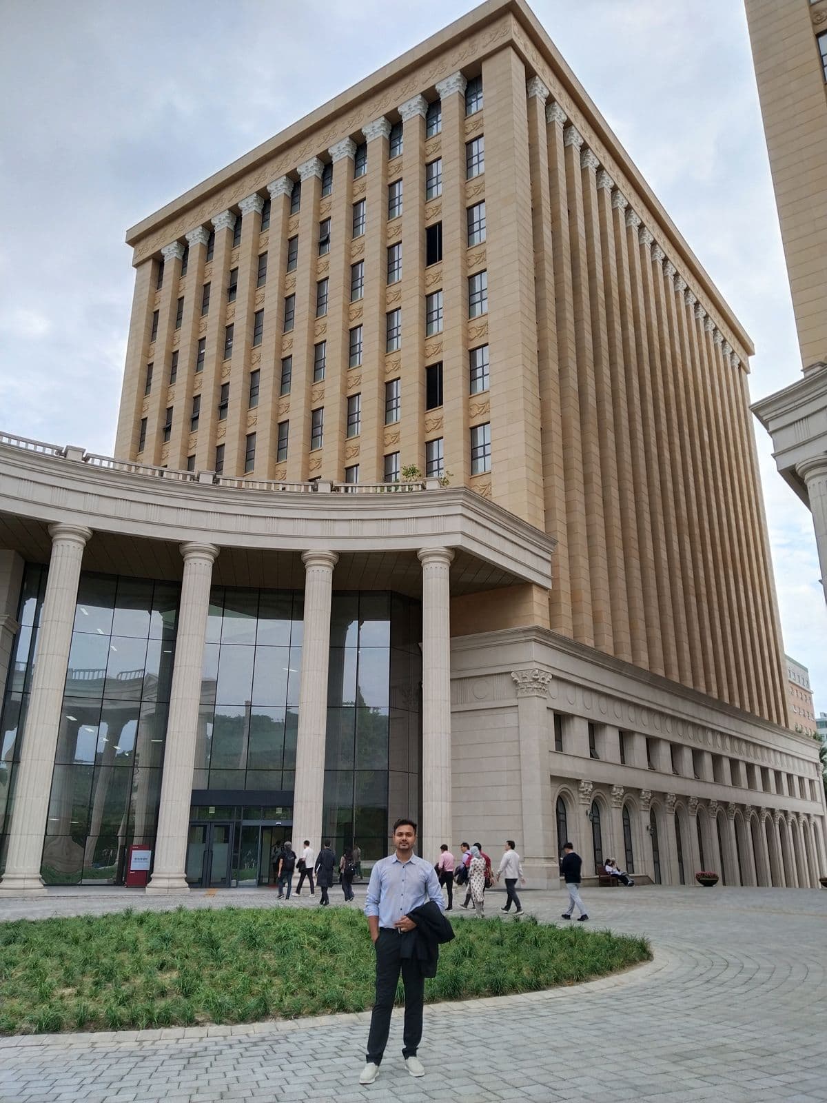 In front of the main building of Kyung Hee University's Seoul campus